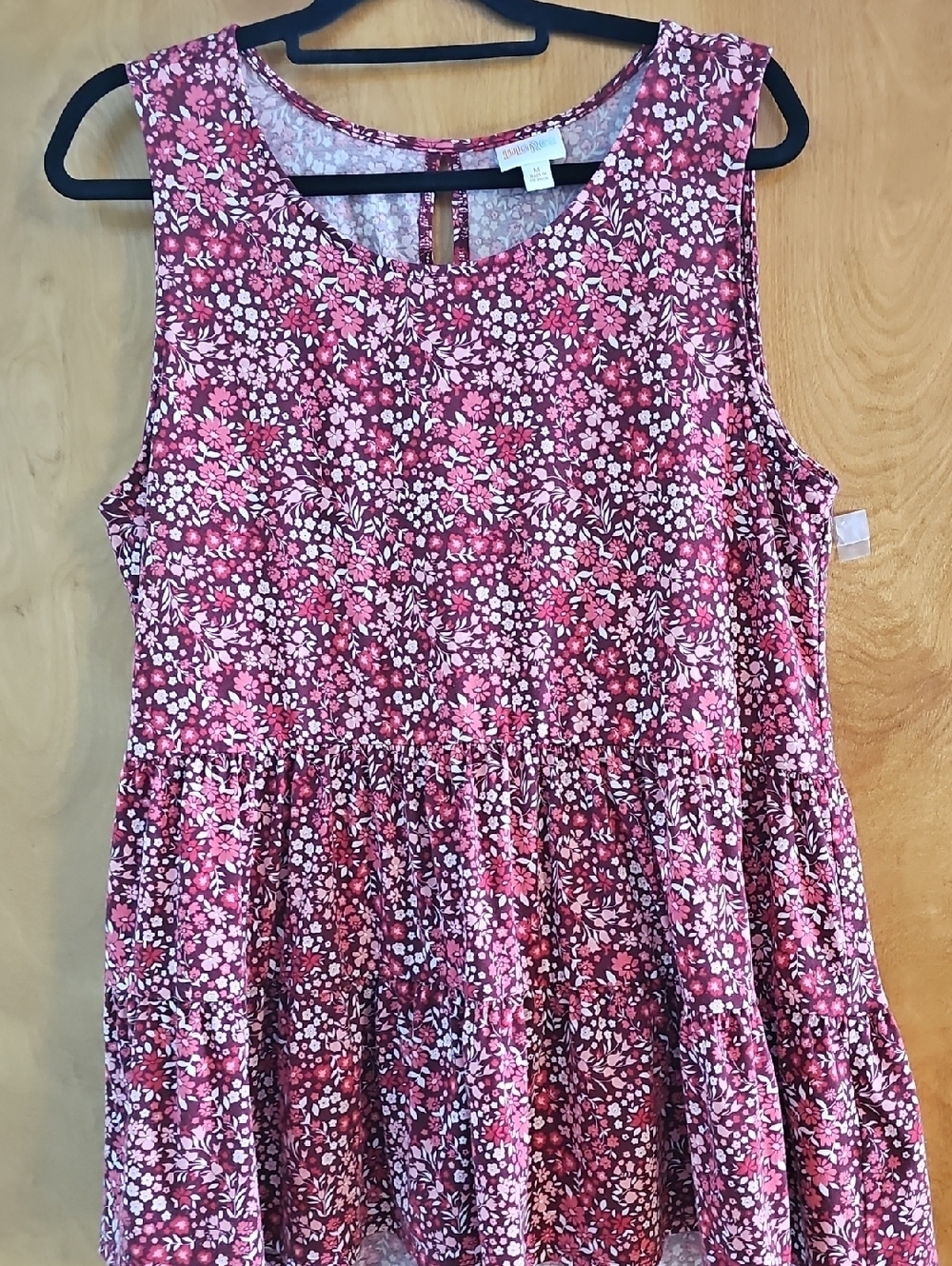 LuLaRoe Floral Sleeveless Top in Burgundy, Pink and Cream